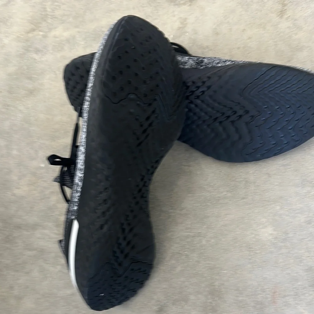 Nike sneakers  Black and Gray Knit Sneakers size 11